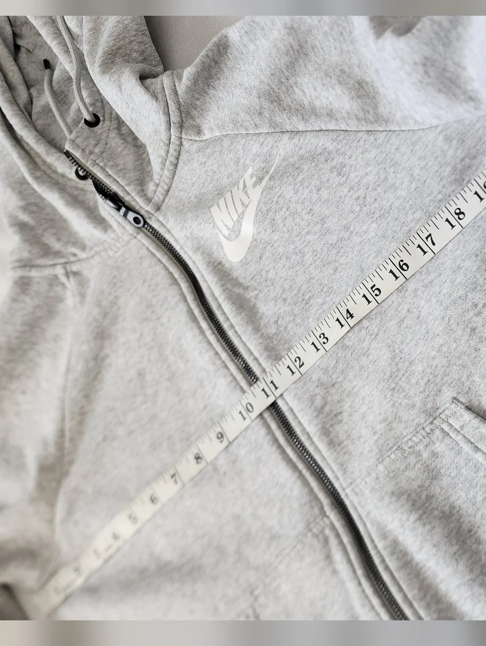 Nike Women Heather Gray Full-Zip Hoodie Size Medium - Picture 4 of 7